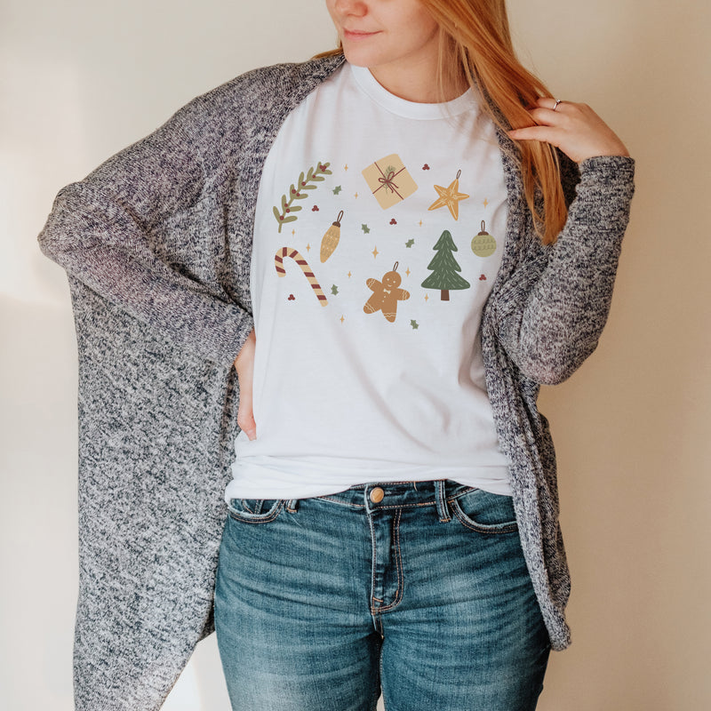 CHRISTMAS THINGS TEE