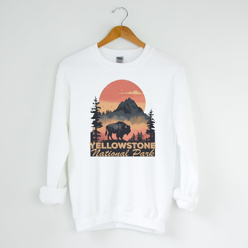 YELLOWSTONE NATIONAL PARK WHITE CREWNECK