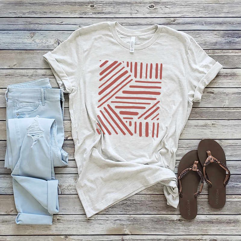 HAND-DRAWN ABSTRACT TEE