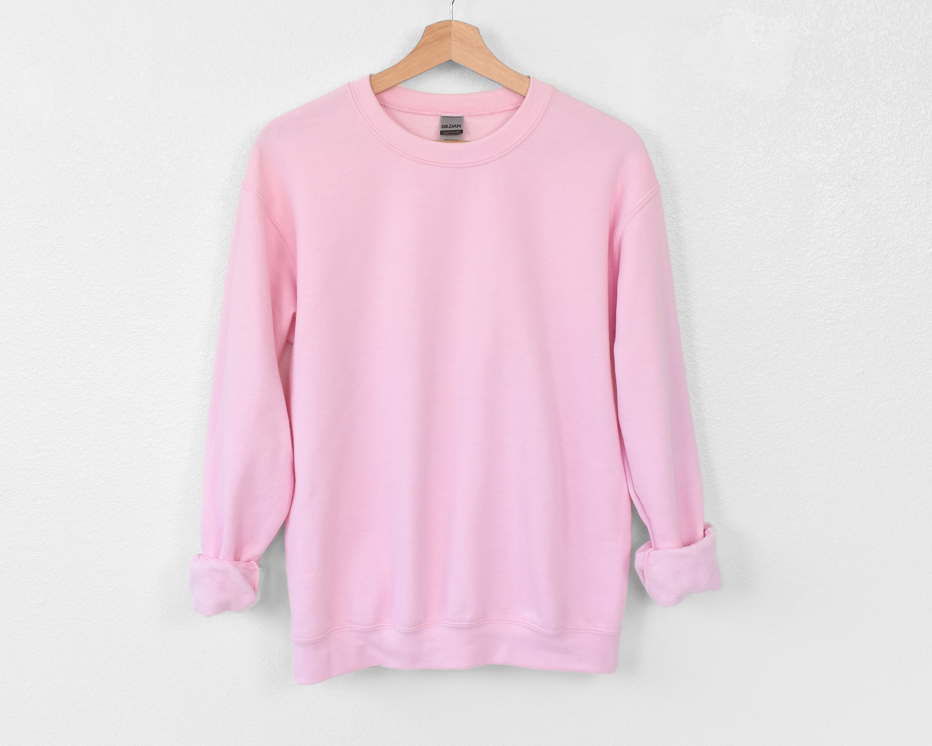 GILDAN CREWNECK SWEATSHIRT | LIGHT PINK – Loopty Loo Designs