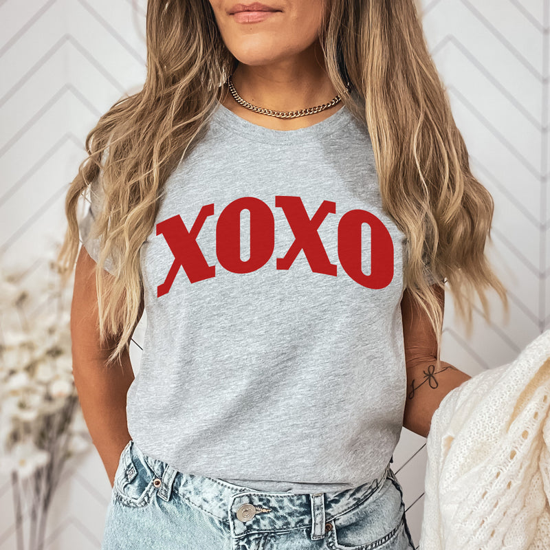 XOXO TEE